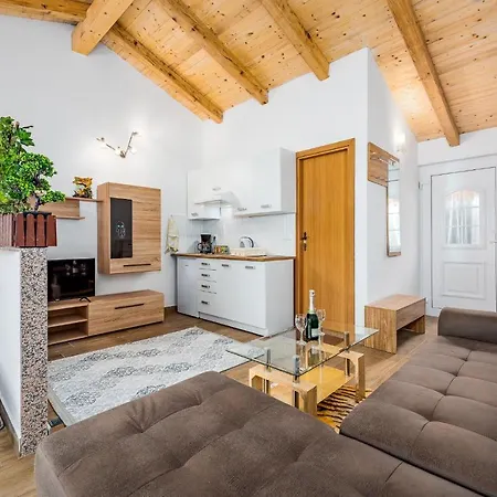 Apartment Heidi 2 Umag